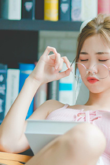 我们都有白月光